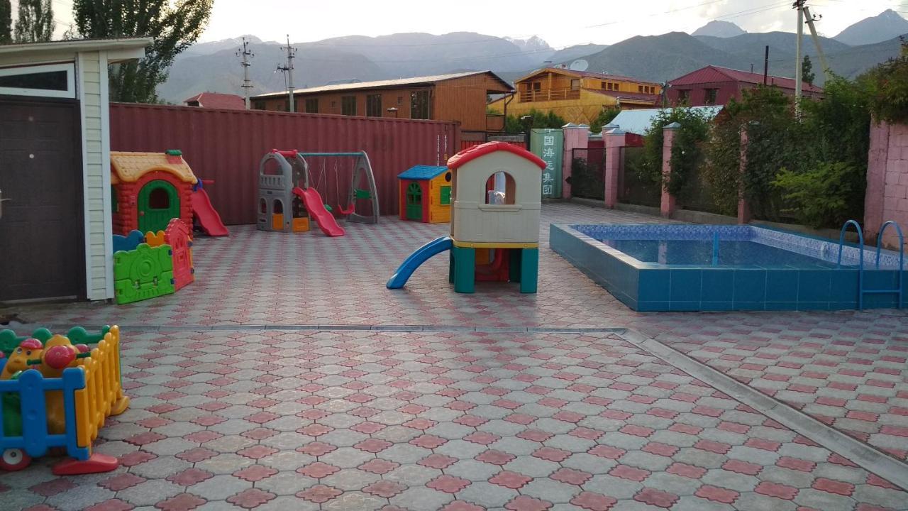 Mini-Pansionat Maksat Cholpon-Ata Esterno foto