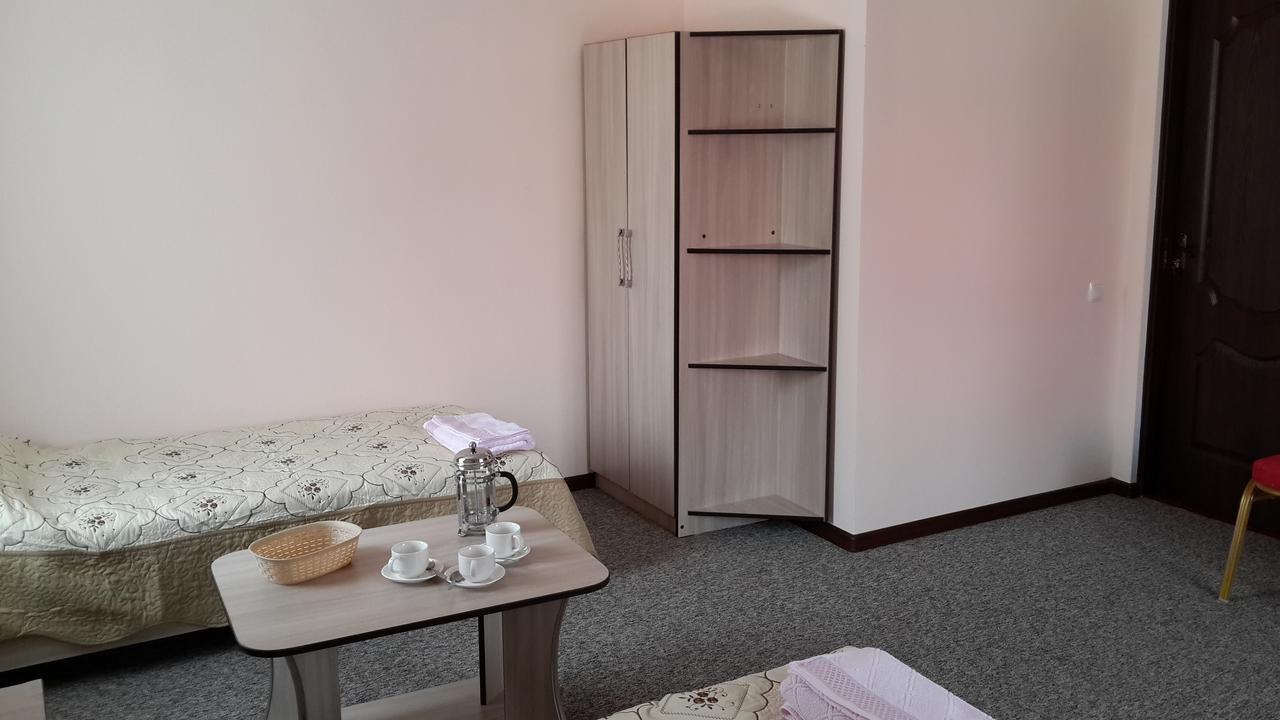 Mini-Pansionat Maksat Cholpon-Ata Esterno foto