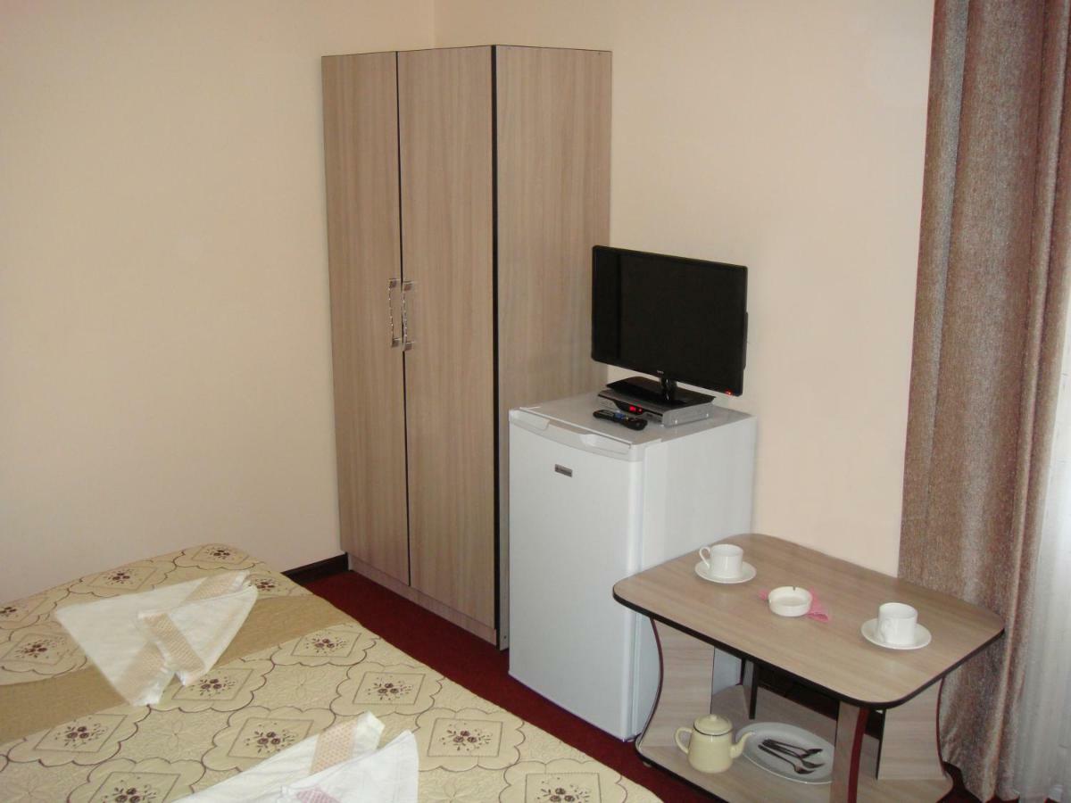 Mini-Pansionat Maksat Cholpon-Ata Esterno foto